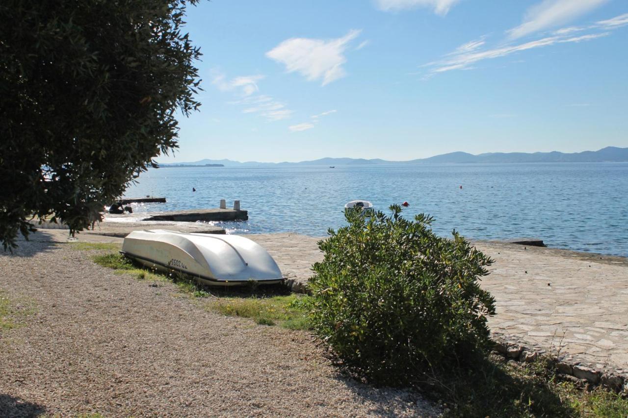 Family Friendly Seaside Apartments Kozino, Zadar - 5749 Petrcane Eksteriør billede