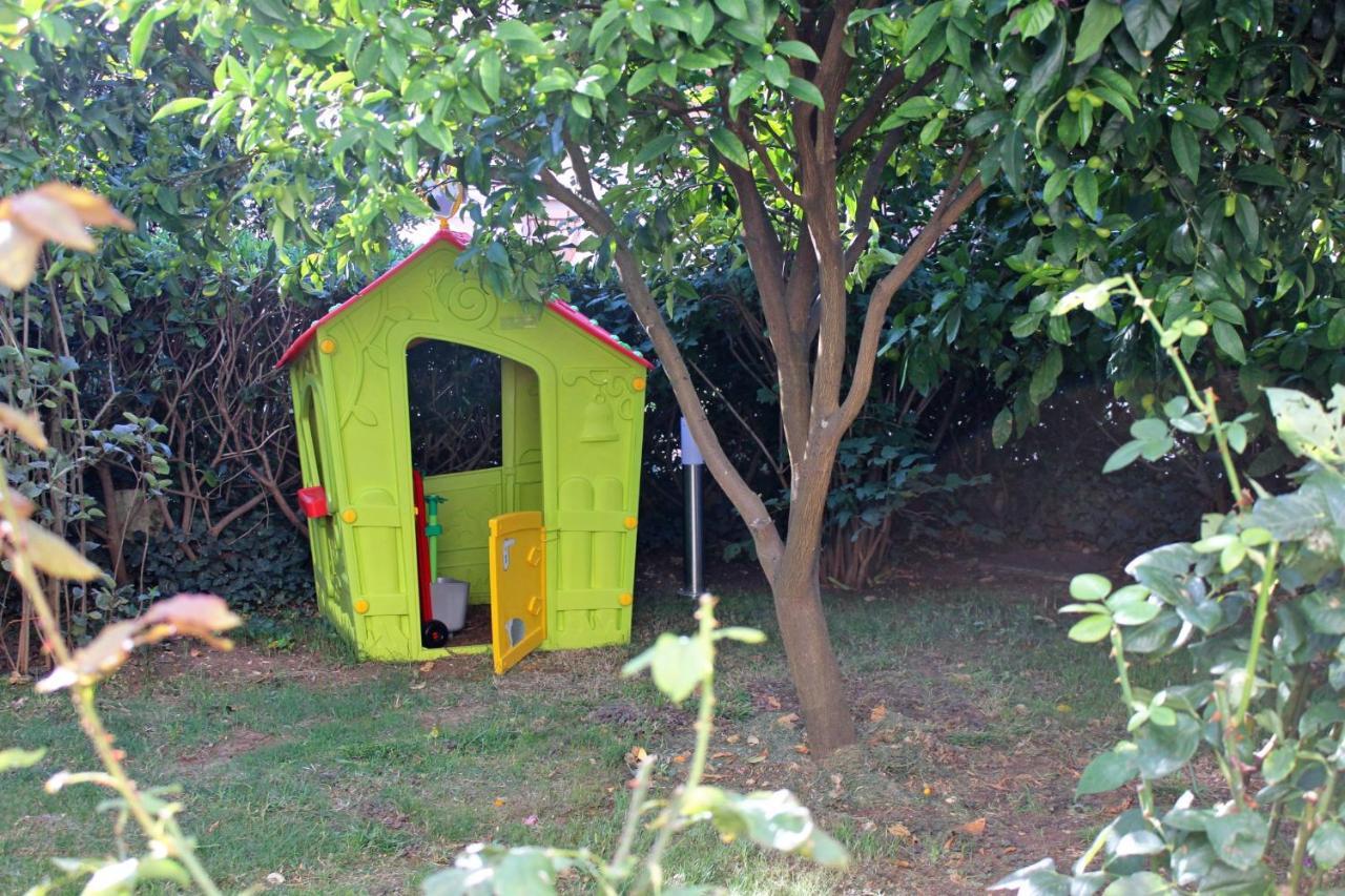 Family Friendly Seaside Apartments Kozino, Zadar - 5749 Petrcane Eksteriør billede