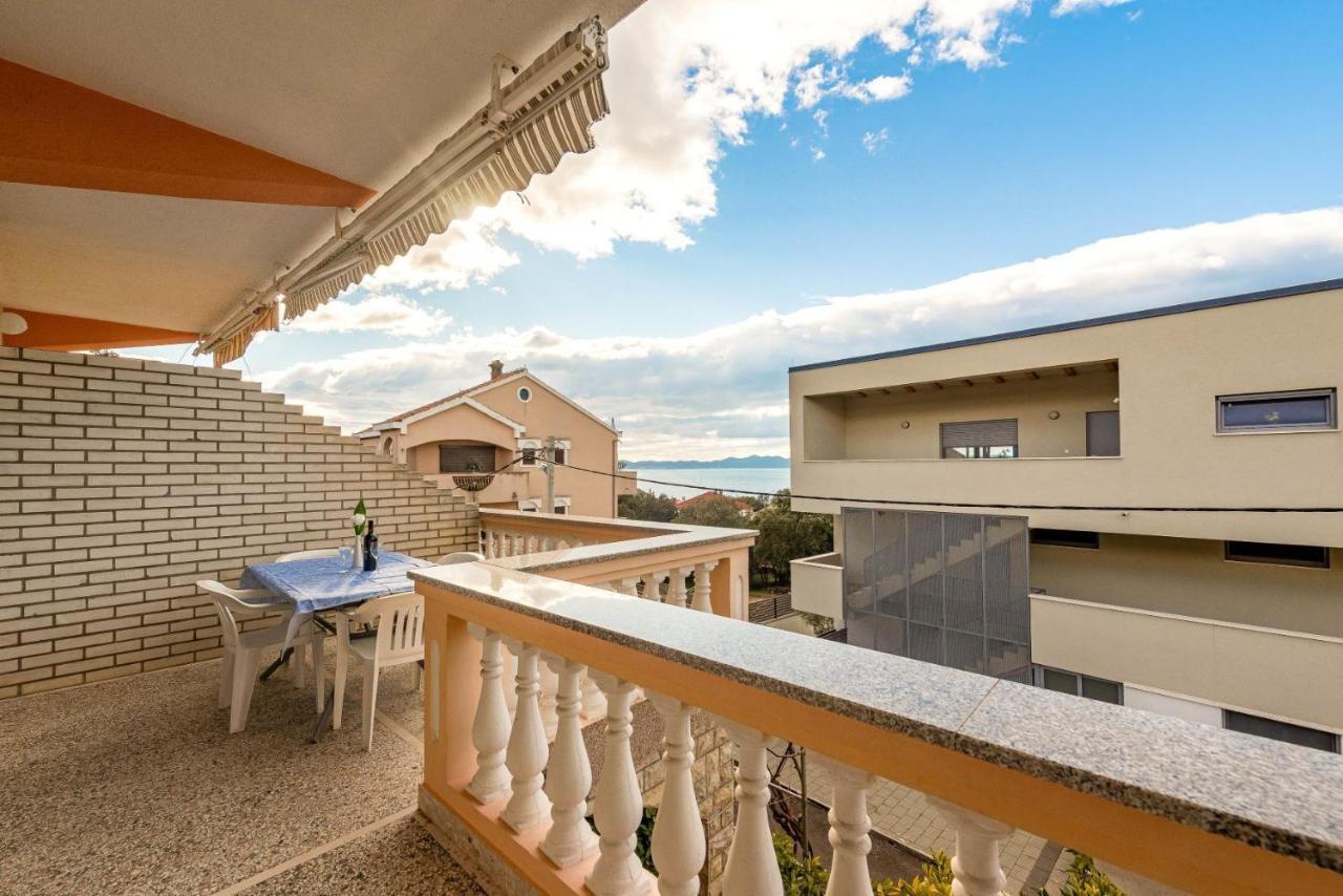 Family Friendly Seaside Apartments Kozino, Zadar - 5749 Petrcane Eksteriør billede